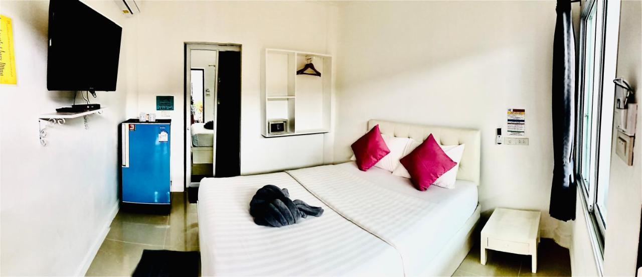 Hotel Koh Larn White House Zewnętrze zdjęcie