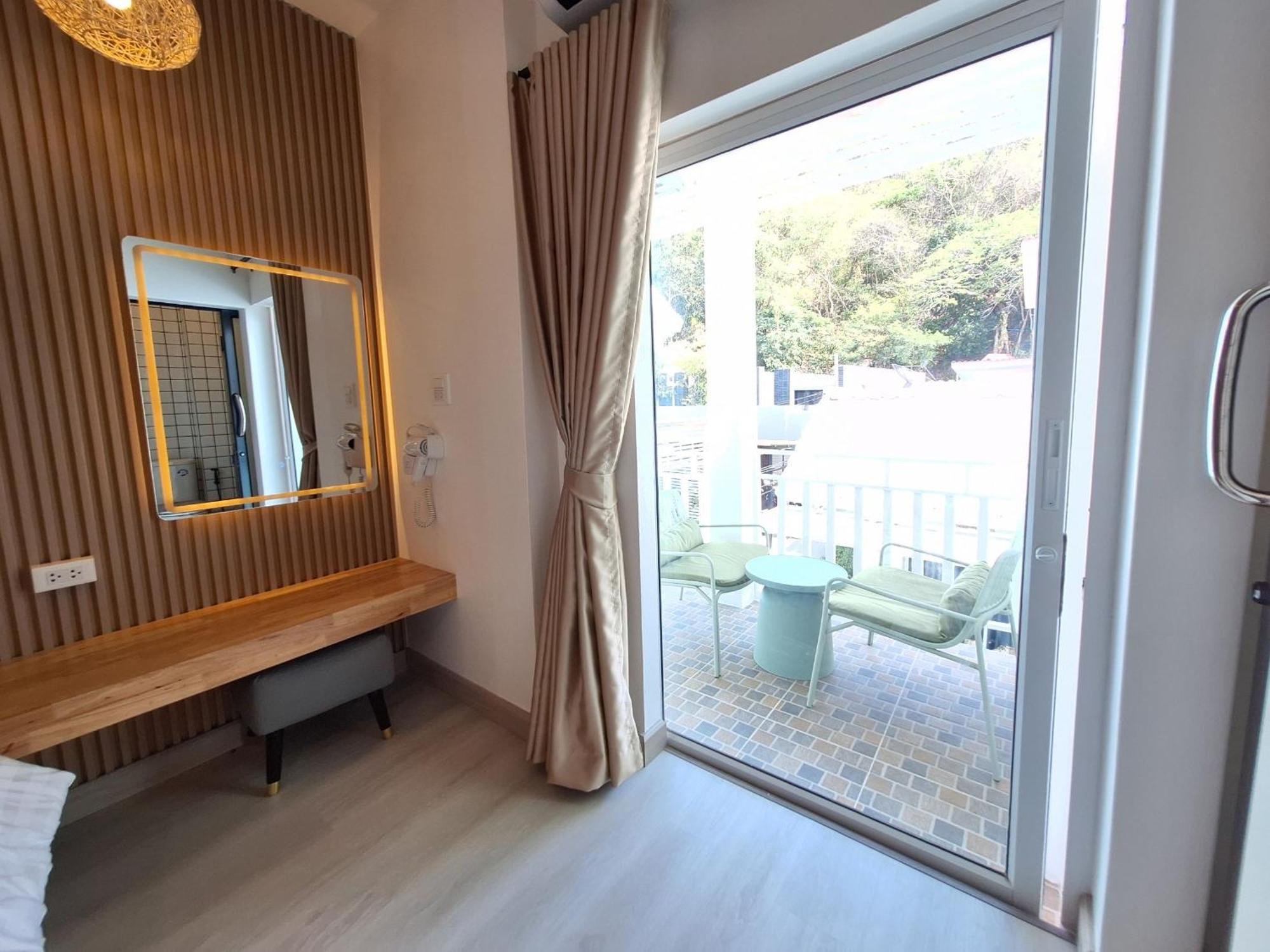 Hotel Koh Larn White House Zewnętrze zdjęcie